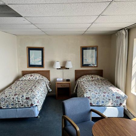 Shoreline Inn Grand Marais Εξωτερικό φωτογραφία