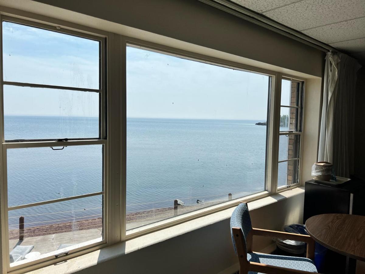 Shoreline Inn Grand Marais Εξωτερικό φωτογραφία